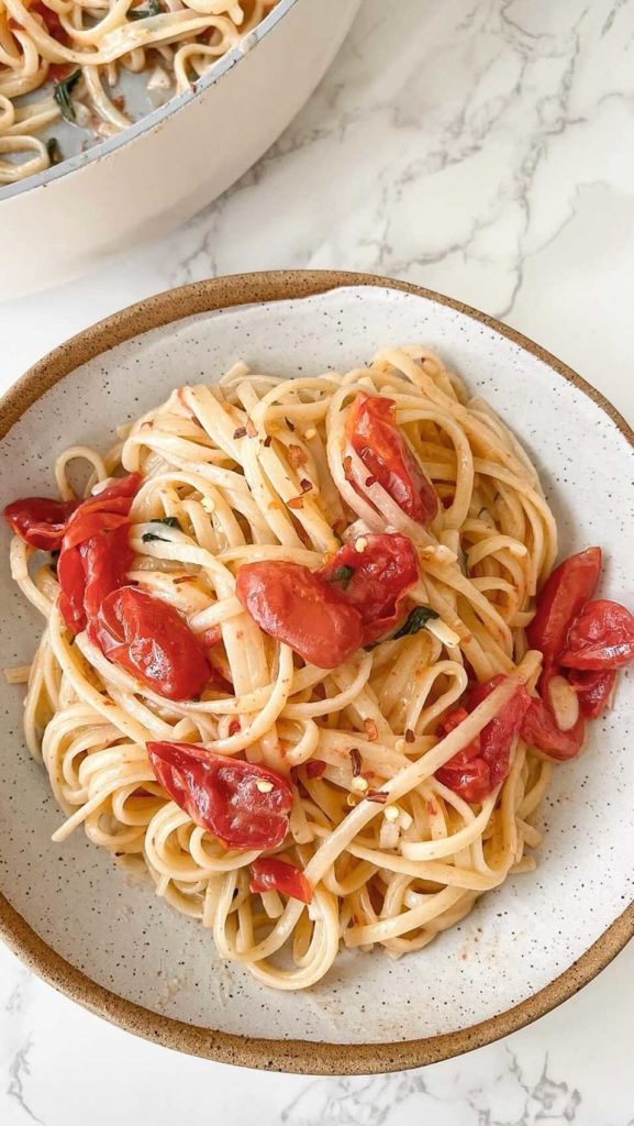 Martha Stewart's 10-Minute One Pot Pasta - Arielle Lorre